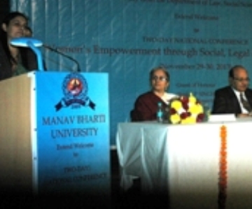 Manav Bharti-dr shobna presenting vote of thanks